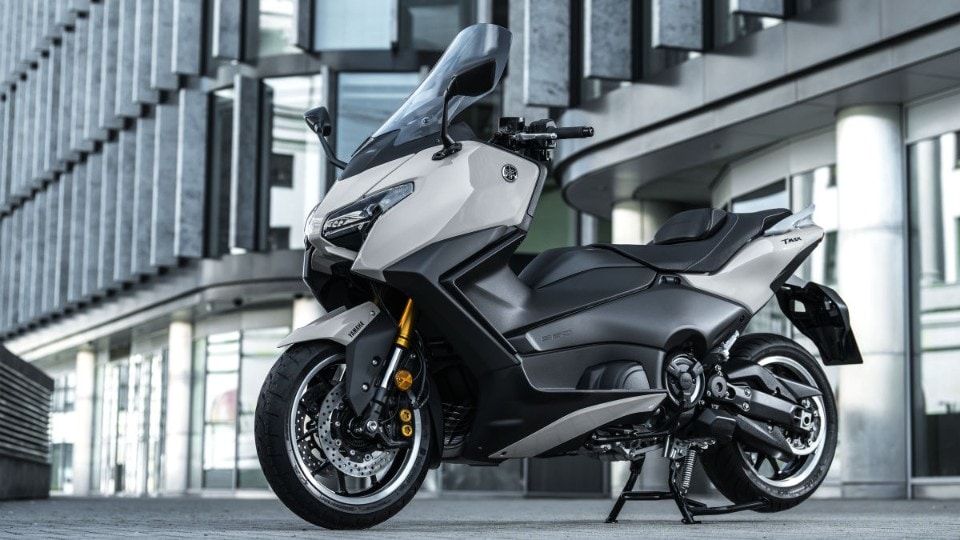Yamaha TMax modello 2025: la gallery!